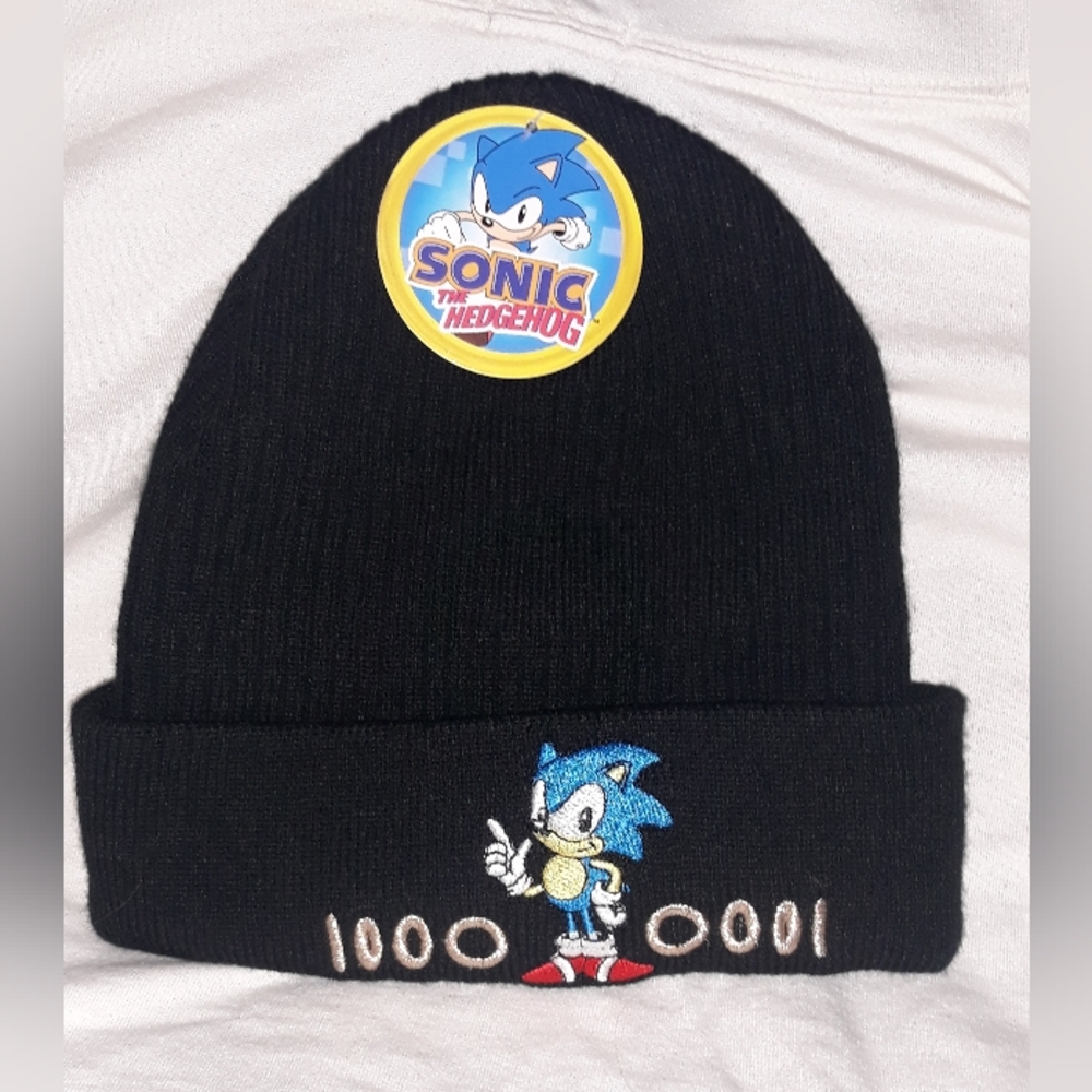 Sonic the Hedghog - Sonic Rings Cuffed Beanie New with tags